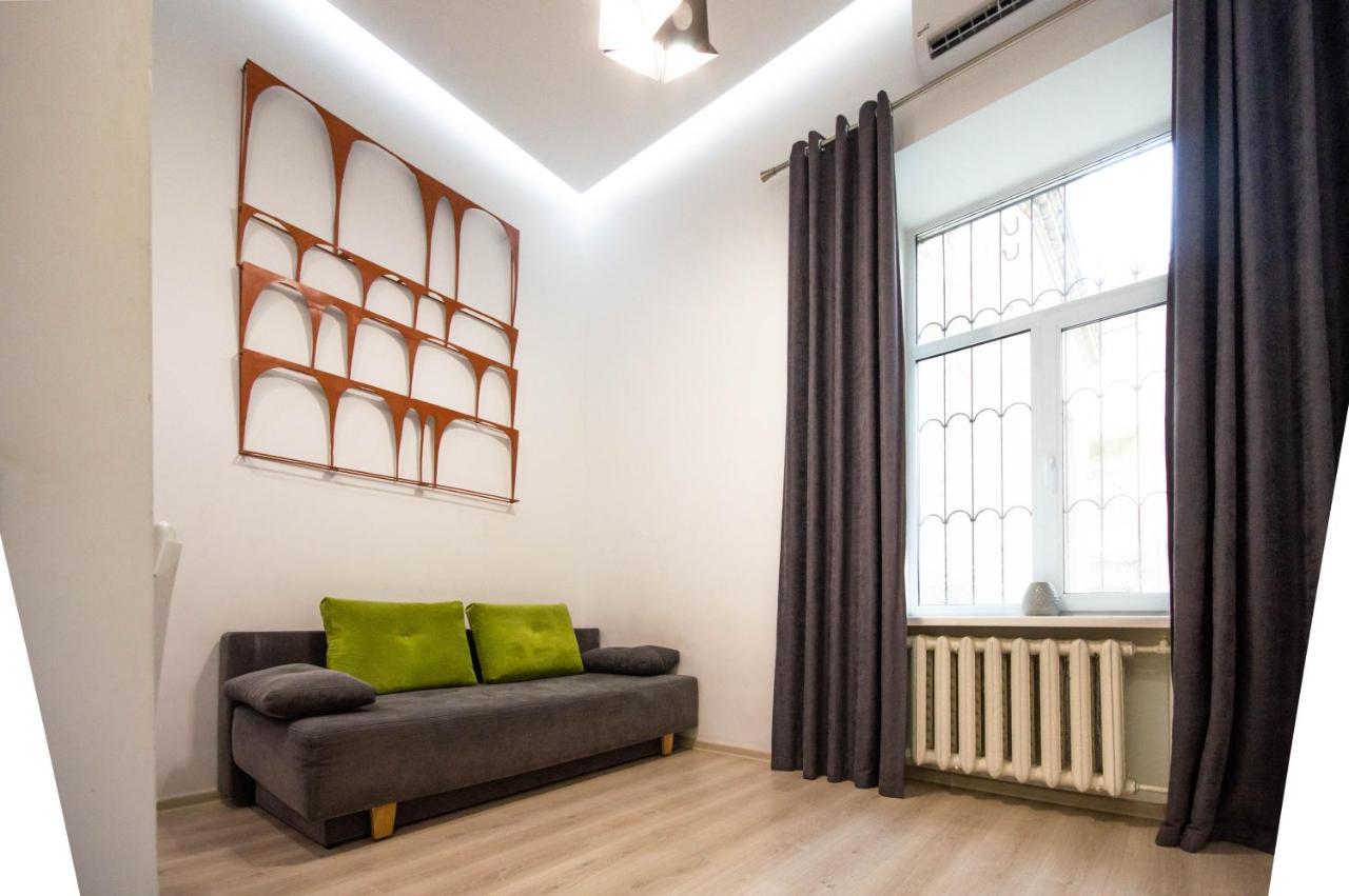 Kyiv White Apartment Dış mekan fotoğraf